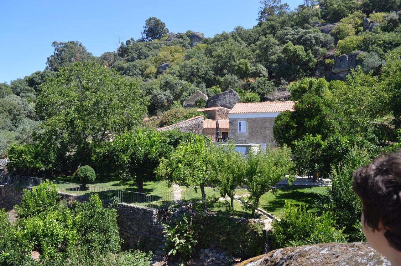 مبيت وإفطار Quinta De Sao Pedro De Vir-A-Corca Em مونسانتو المظهر الخارجي الصورة