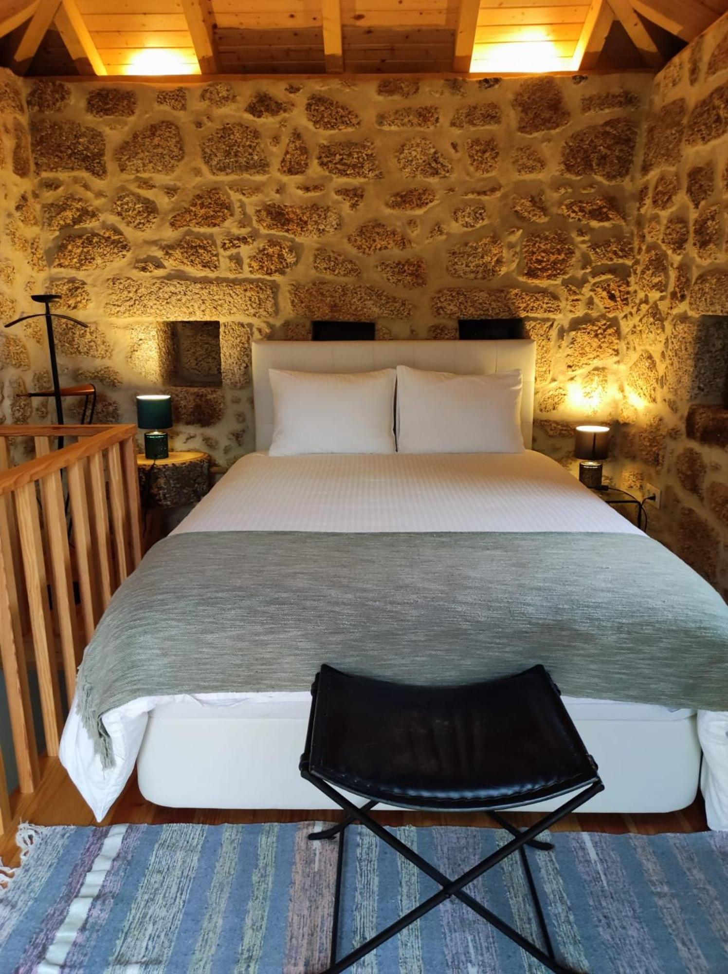 مبيت وإفطار Quinta De Sao Pedro De Vir-A-Corca Em مونسانتو المظهر الخارجي الصورة